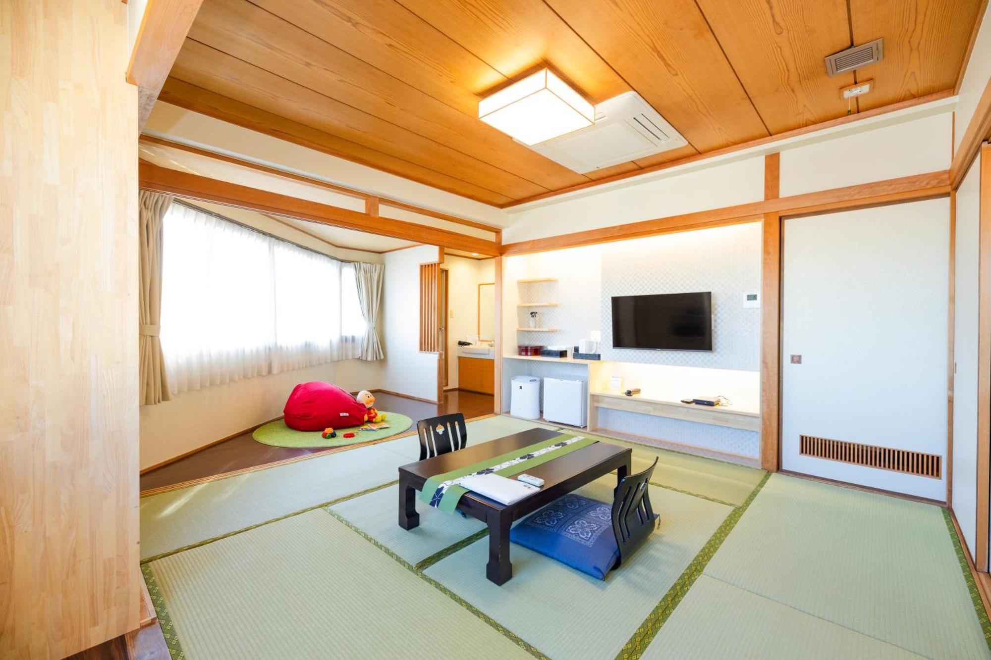 Hotel Takasago Kochi  Exterior photo